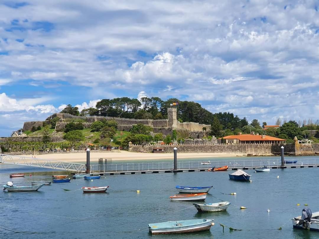 Villa Vivienda En El Casco Historico De Baiona Esterno foto